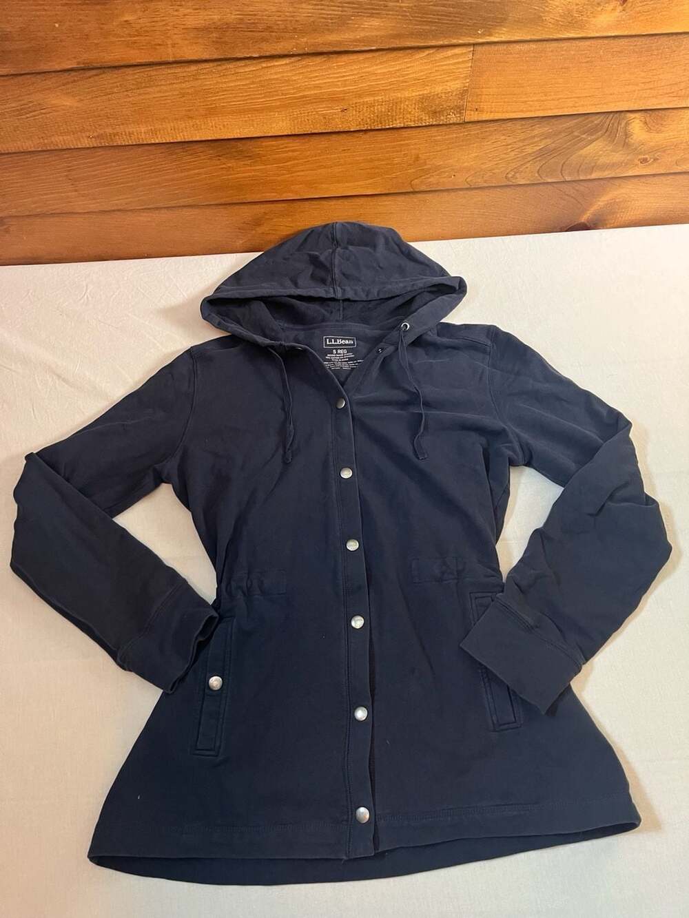 LL Bean Women's Small Navy Blue Hooded Lightweight Snap Button Jacket Cinched